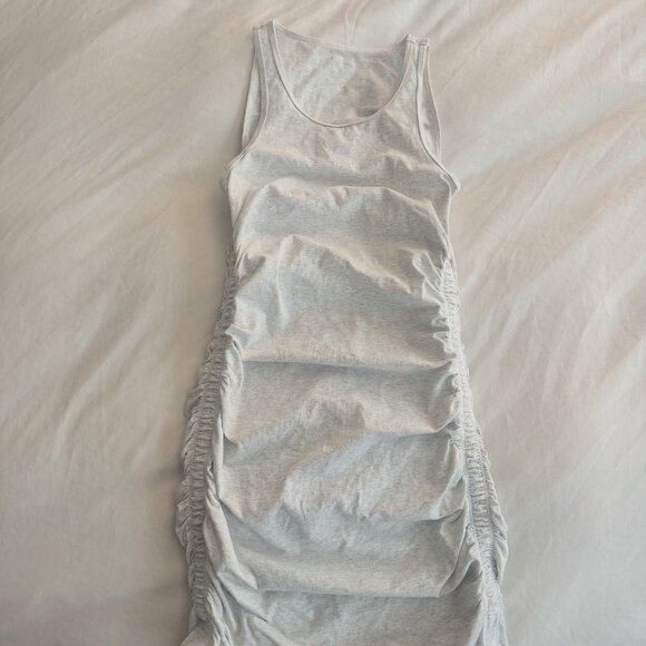 Tna Chill Malibu Ruched Bodycon Mini Dress Heather Cloud White - S - Picture 1 of 3